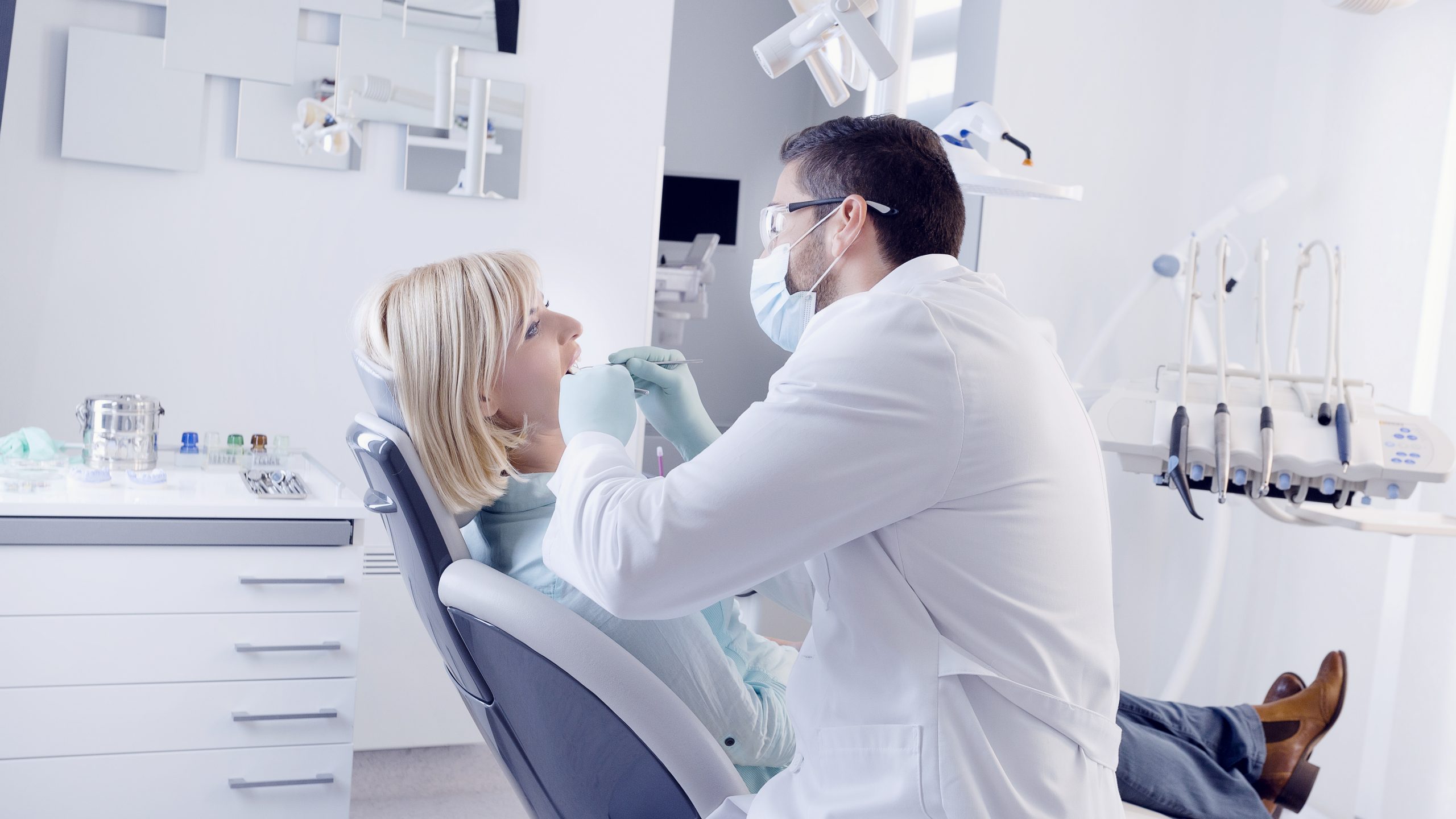 Dentist in Monroeville, IN